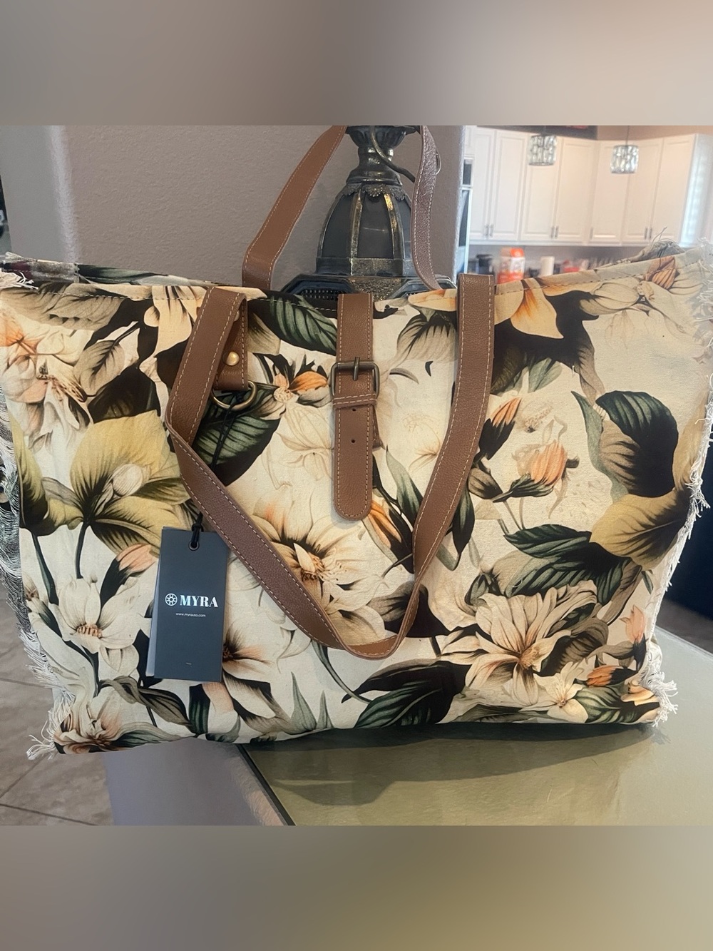 MYRA-Lovely Florals Weekender Bag In Light Green